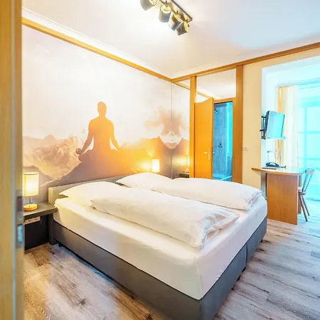 Hotell Plankl 3*